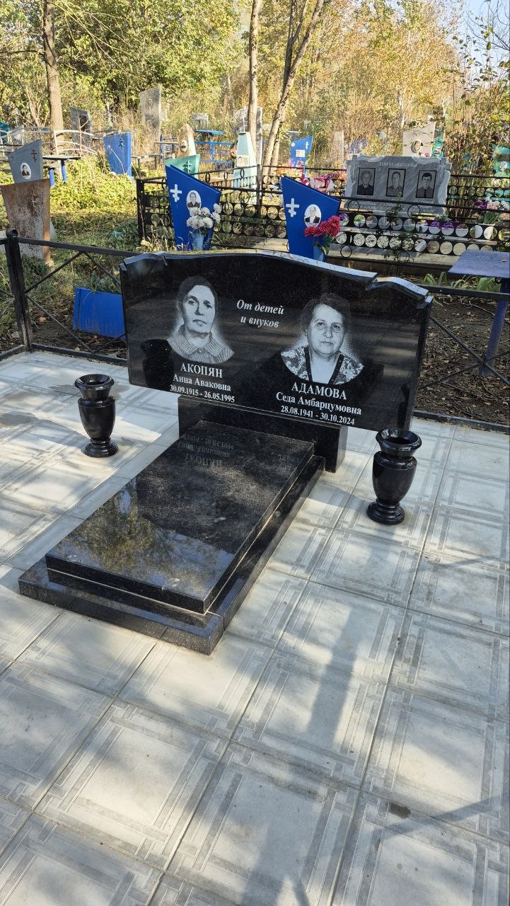 Гранит со свечой